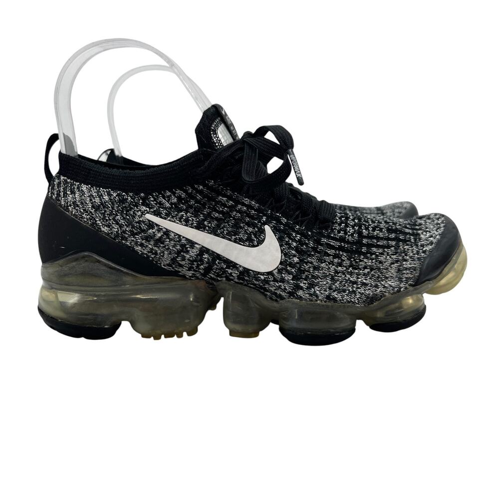 Nike Womens 6 Air VaporMax Flyknit 3 Shoes Oreo Lace Up Low Sneakers AJ6910-001